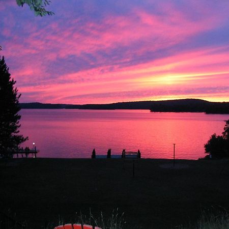 Birch Cliff Lodge on Baptiste Lake Highland Grove Exterior foto