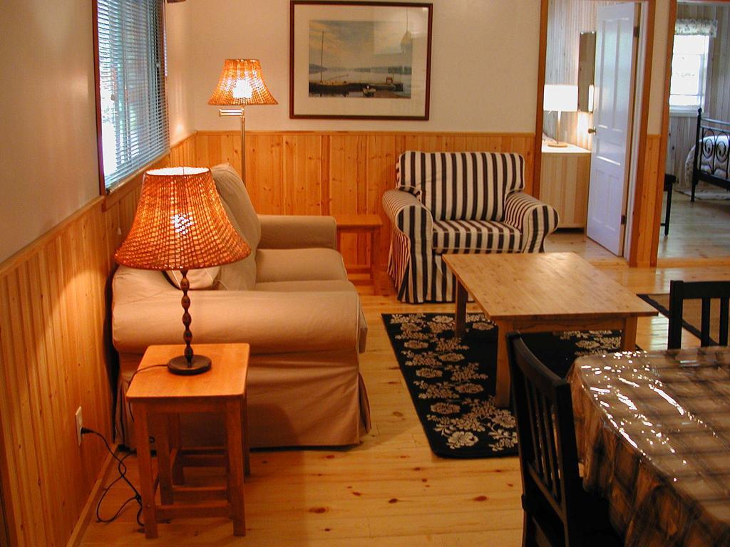 Birch Cliff Lodge on Baptiste Lake Highland Grove Zimmer foto