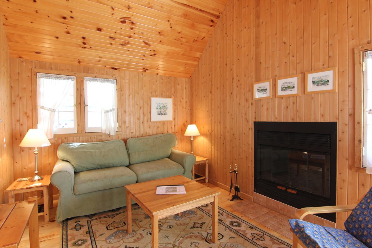 Birch Cliff Lodge on Baptiste Lake Highland Grove Exterior foto